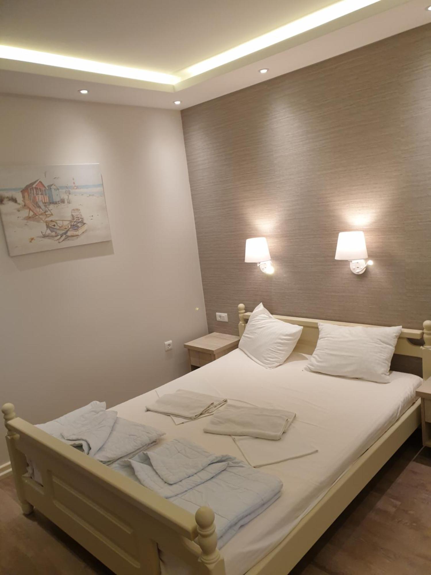Apartments Srzentic Petrovac Екстериор снимка