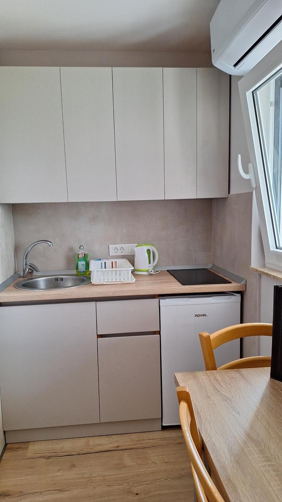 Apartments Srzentic Petrovac Екстериор снимка
