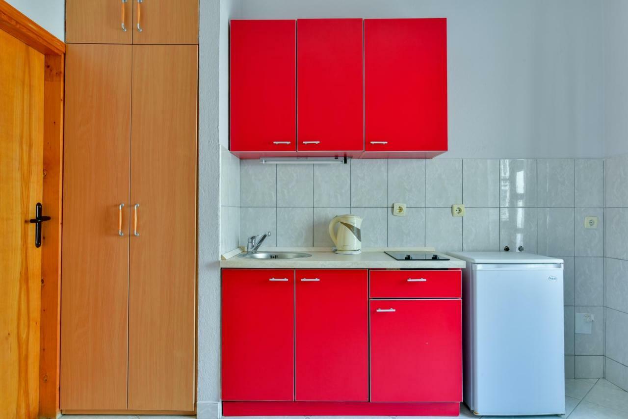 Apartments Srzentic Petrovac Екстериор снимка